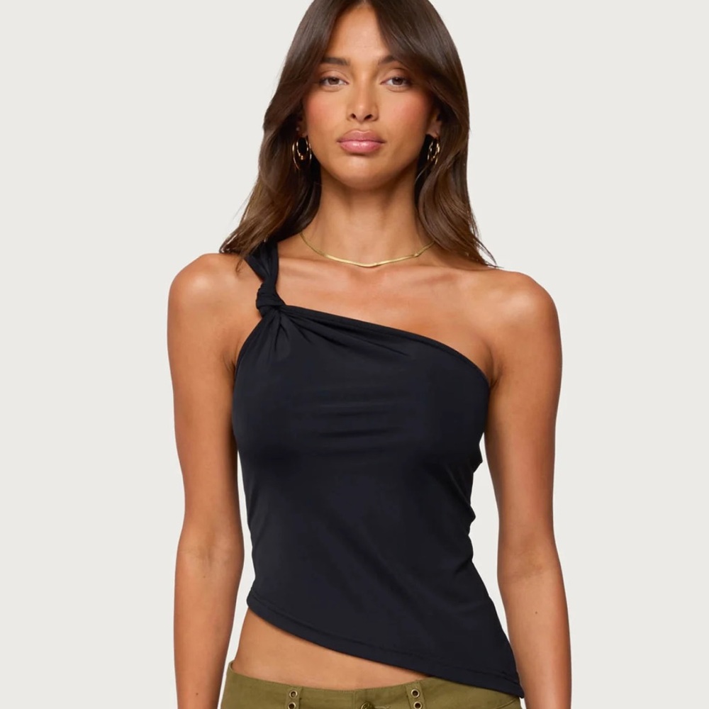 Edikted Black Asymmetrical Crop Top